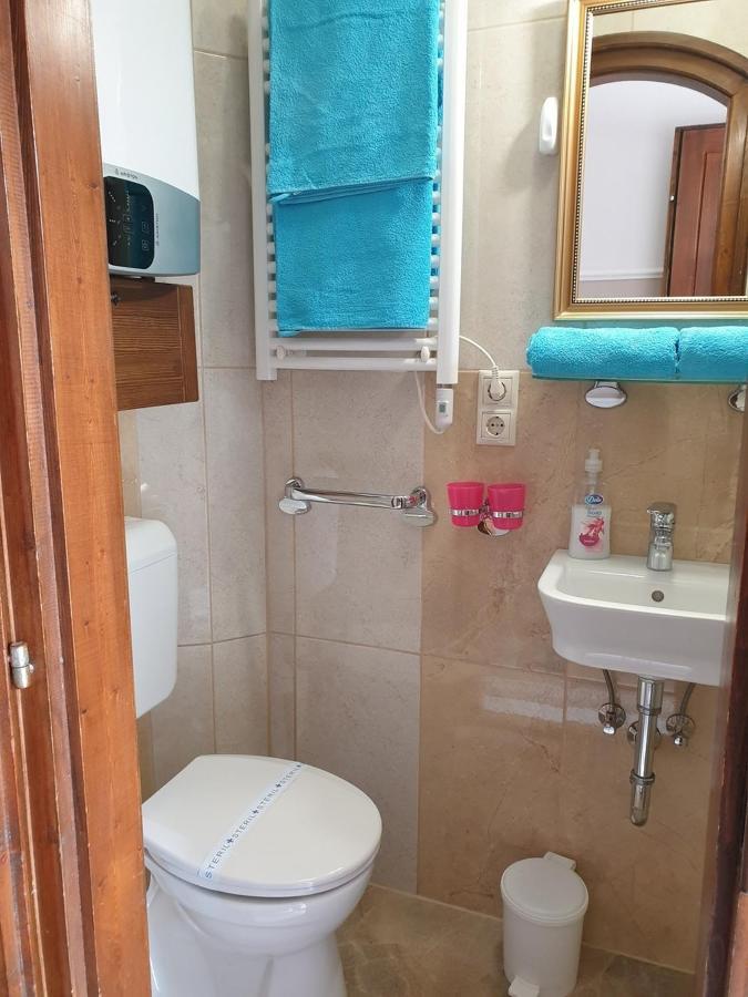 Titi Classic & Trendy Apartman Buk Bagian luar foto
